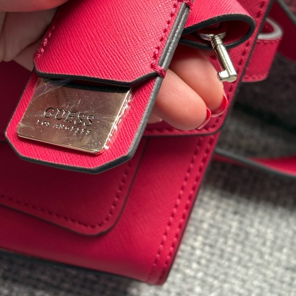 Brand new No tag Guess Georgiana Crossbody Flap Bag – Red - Picture 14 of 16